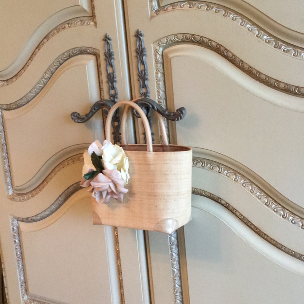 Straw handmade bag